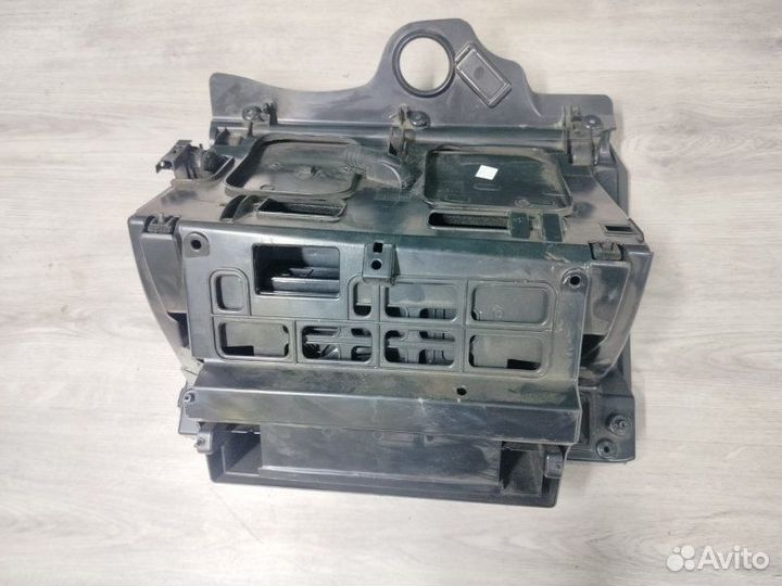 Бардачок Volkswagen Passat B7 1.8 2013