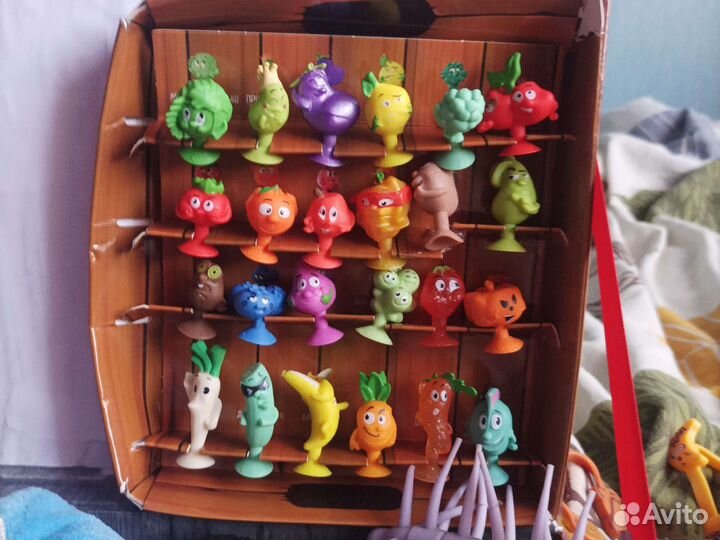 Скрепыши все, многое другое которое нигде не купит