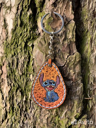 Брелок из натуральной кожи