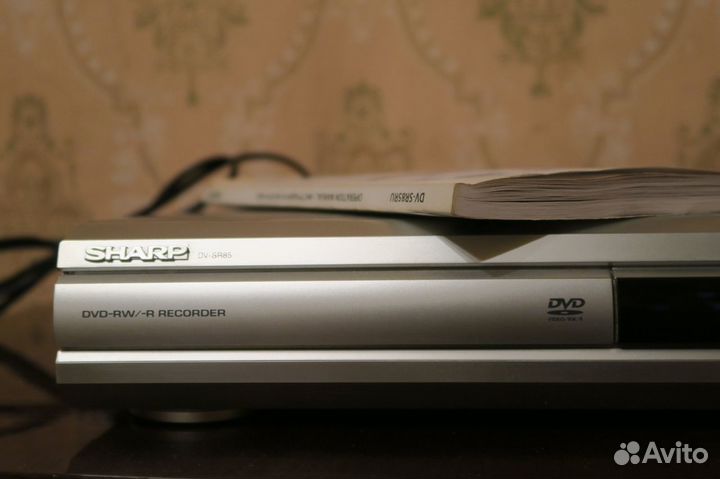 DVD рекодер Sharp DV-sr85ru