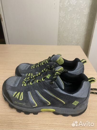 Кроссовки детские