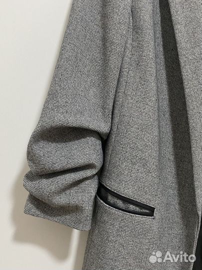 Брючный костюм с пиджаком женский серый