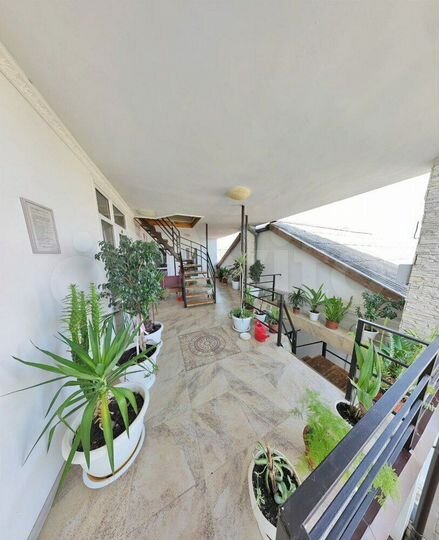 Гостиница, 300 м²