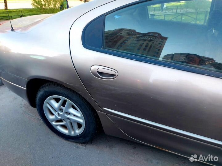 Dodge Intrepid 2.7 AT, 2000, 300 000 км