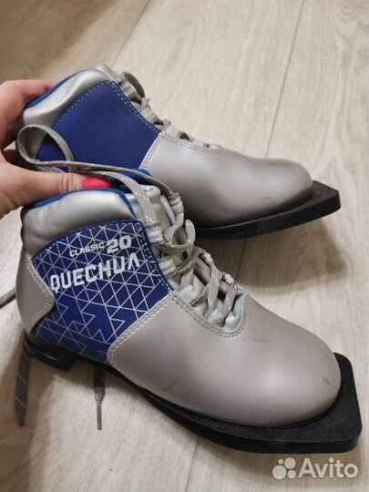 Лыжные ботинки