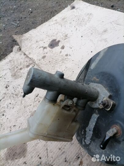 Вакуумный усилитель тормозов Ниссан Примера П12