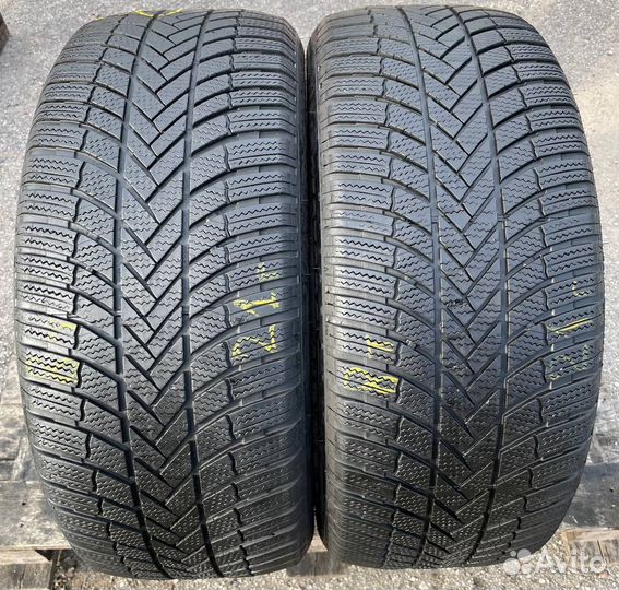 Bridgestone Blizzak LM-005 255/45 R19