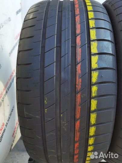 Goodyear EfficientGrip Performance 225/40 R18 92W