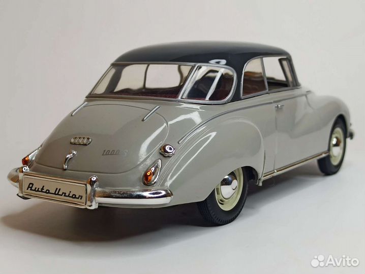 Auto Union 1960 Audi 1000 S Coupe 1:18 Revell