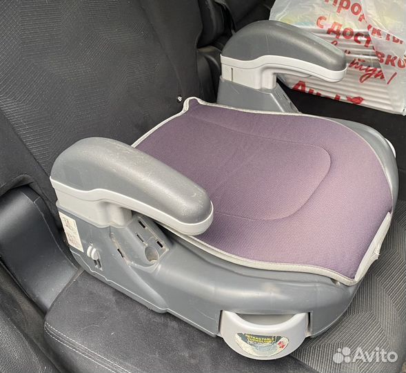 Детское кресло бустер