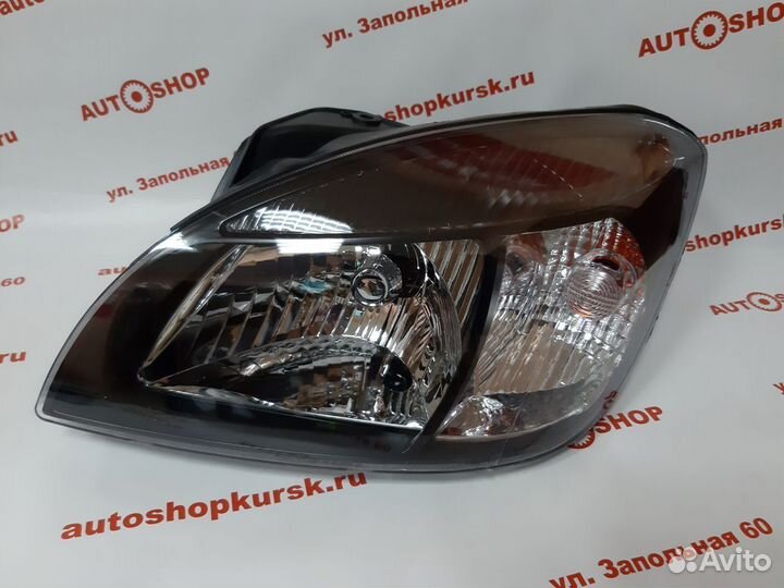 Фара передняя Киа Рио 2 Kia Rio 2 черная