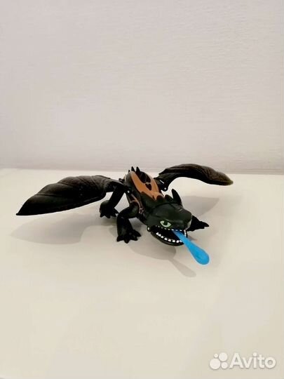 Беззубик Громгильда и Астрид Дневная фурия