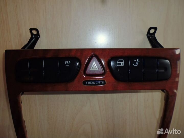 Накладка декоративная Mercedes Benz W203