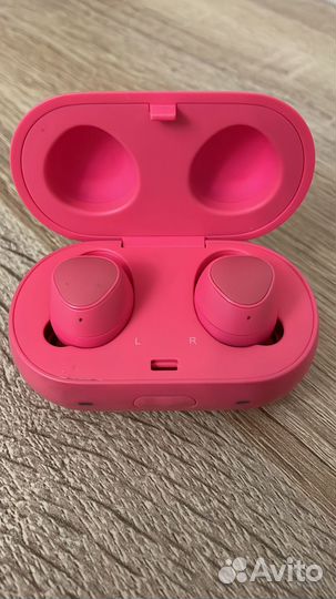 Беспроводные наушники Samsung Gear IconX SM-R140