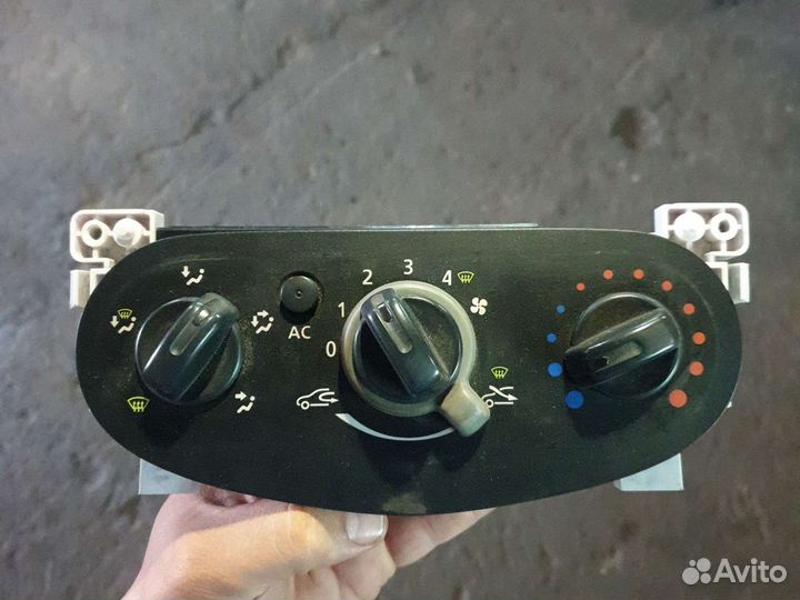 Блок управления печкой рено логан 1
