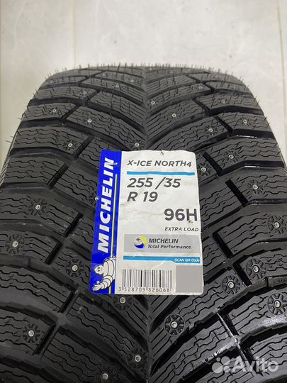 Michelin X-Ice North 4 SUV 225/40 R19 и 255/35 R19