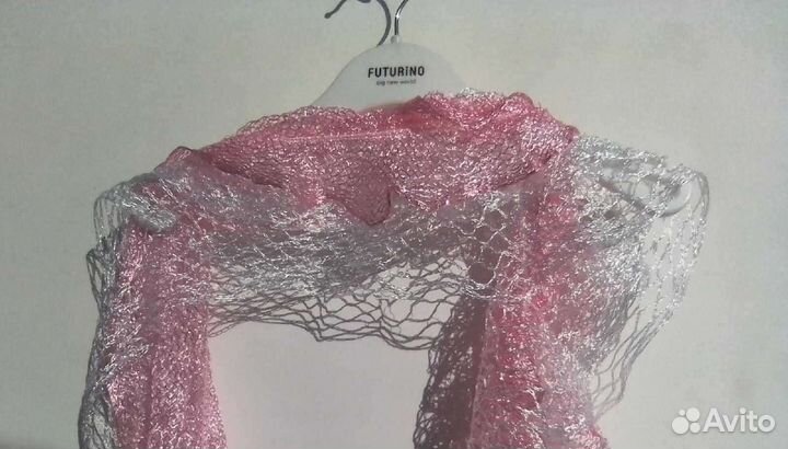 Розовый ажурный шарфик для девочки