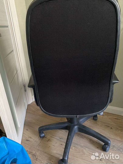 Компьютерное, офисное кресло