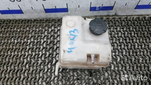 Бачок расширительный hyundai I40 (4UK13NP01)