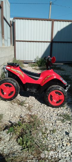 Детская машина электромобиль бу