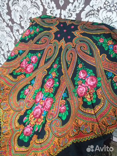 Павловопосадская шаль