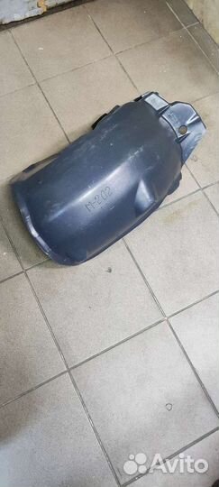 Подкрылок w202 задний левый новый