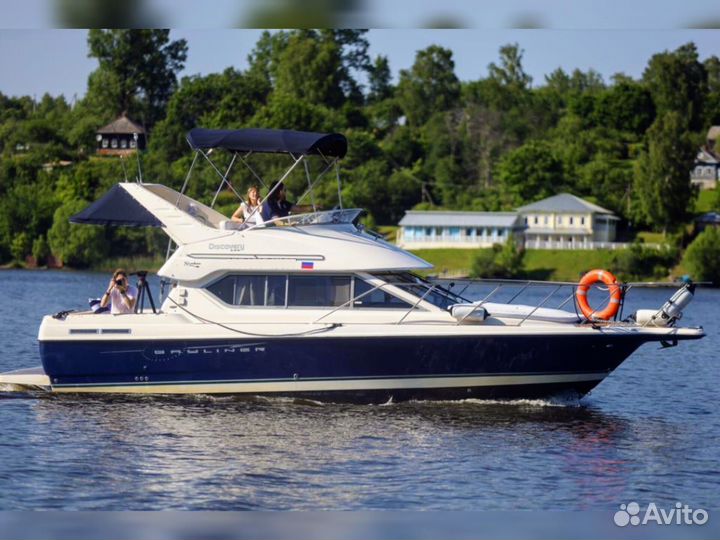 Моторный катер Bayliner 288 CB Discovery