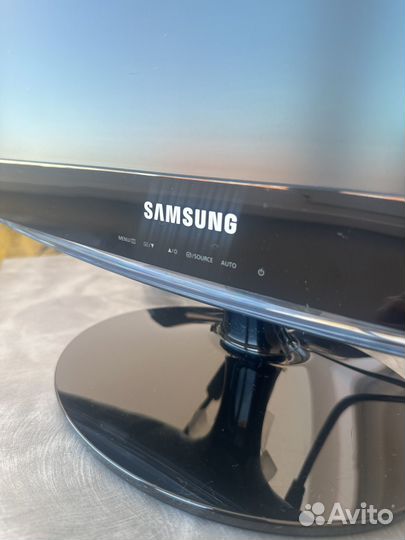 Монитор Samsung 19 дюймов