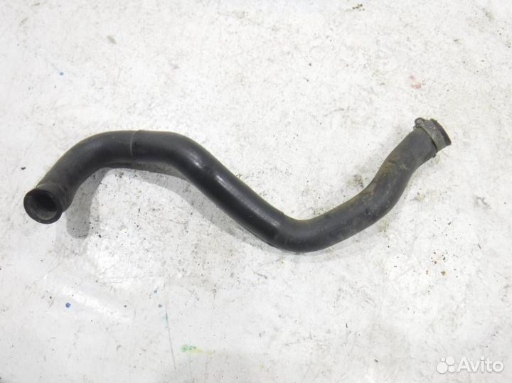 Патрубок системы охлаждения