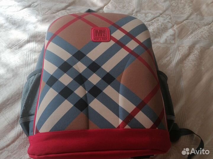 Рюкзак школьный