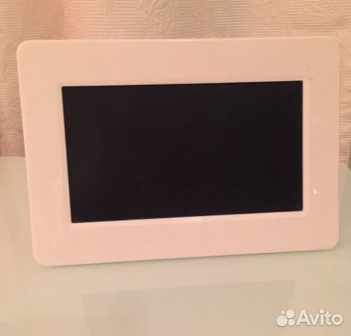 Цифровая фоторамка + муз воспроизведение