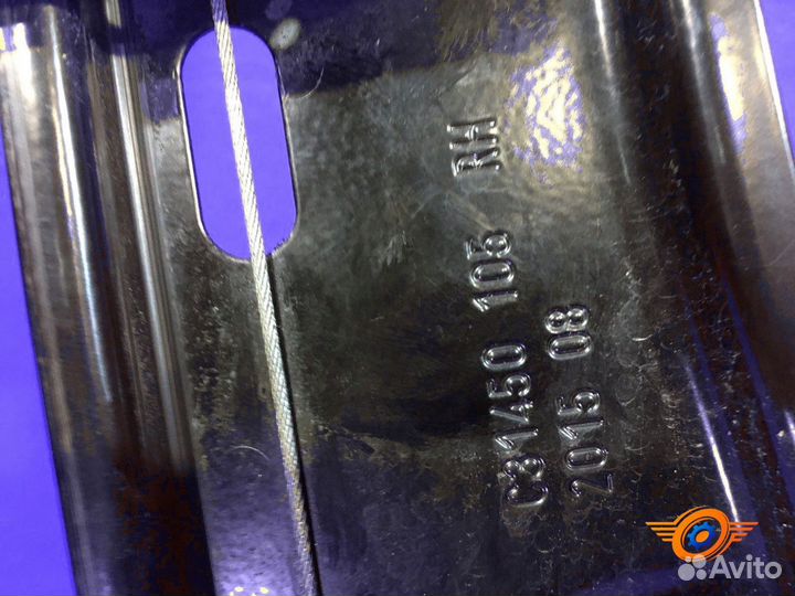 Стеклоподъемник передний правый Land Rover