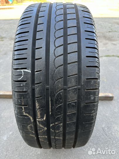 Pirelli P Zero Rosso 225/40 R18