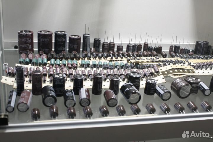 Конденсатор 1000мкф 35в Rubycon YXA набор 10шт