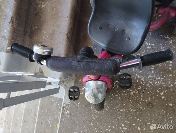 Велосипед с ручкой