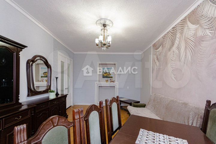 3-к. квартира, 77 м², 3/3 эт.