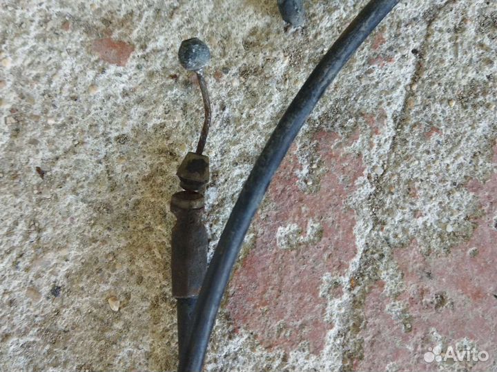 Тросик газа Toyota Sprinter AE100