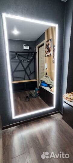 Зеркало с подсветкой в полный рост