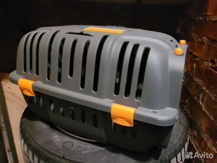 Продам переноску для кошек