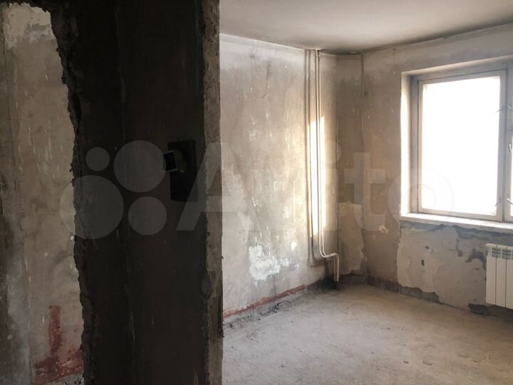 4-к. квартира, 78 м², 1/10 эт.
