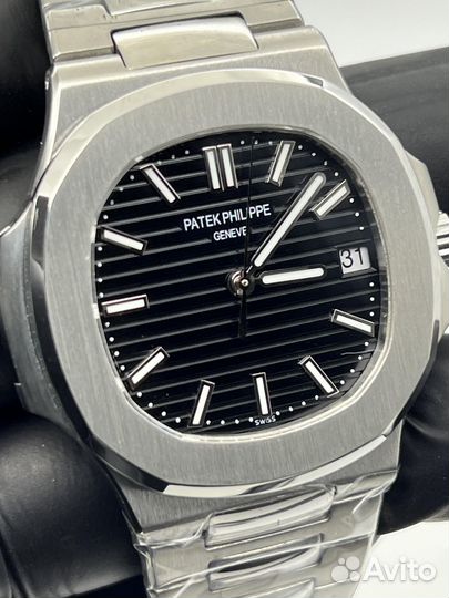 Часы Patek Philippe Nautilus 5711/1G-001 Black