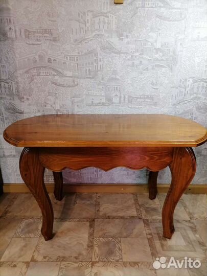 Стол журнальный