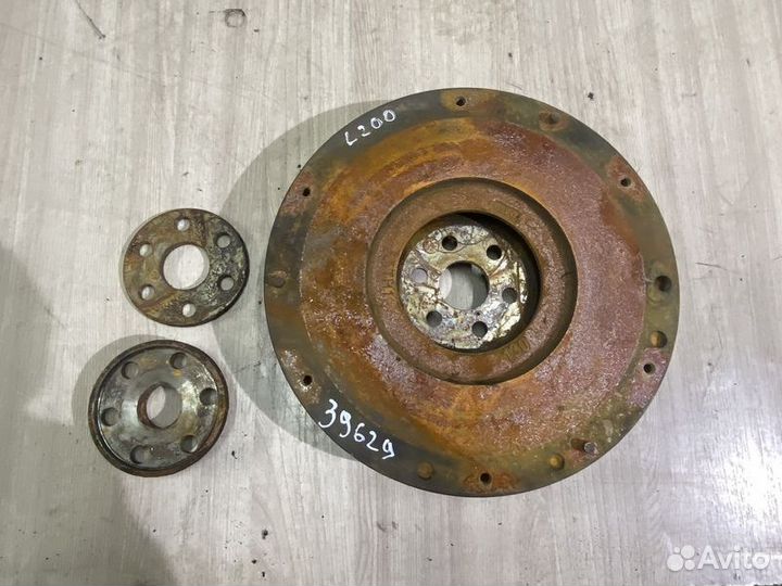 Маховик Mitsubishi L200 IV (2006—2014) KB4T 2.5 4D