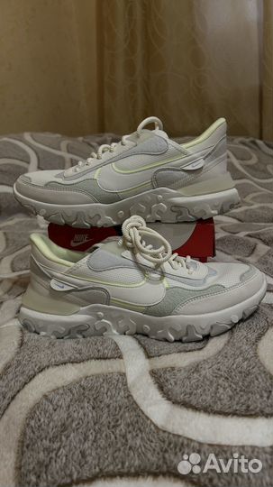 Кроссовки Nike React R3vision