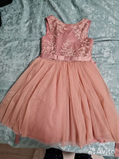 Нарядное платье для девочки 122 128