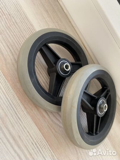 Колеса для инвалидной коляски