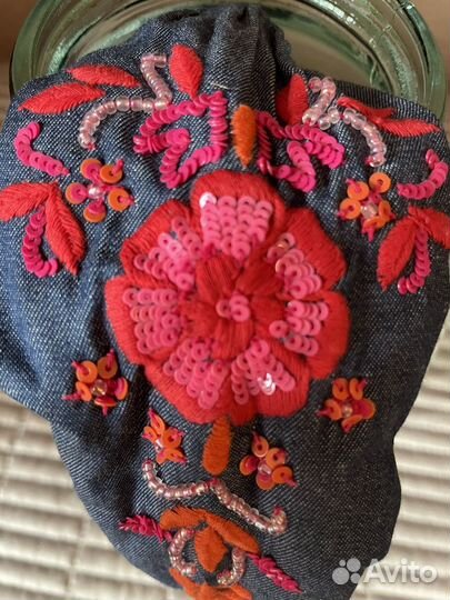 Ободок для волос с вышивкой, бисером и пайетками