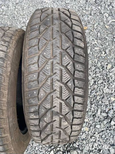 Tigar SUV Ice 215/65 R17