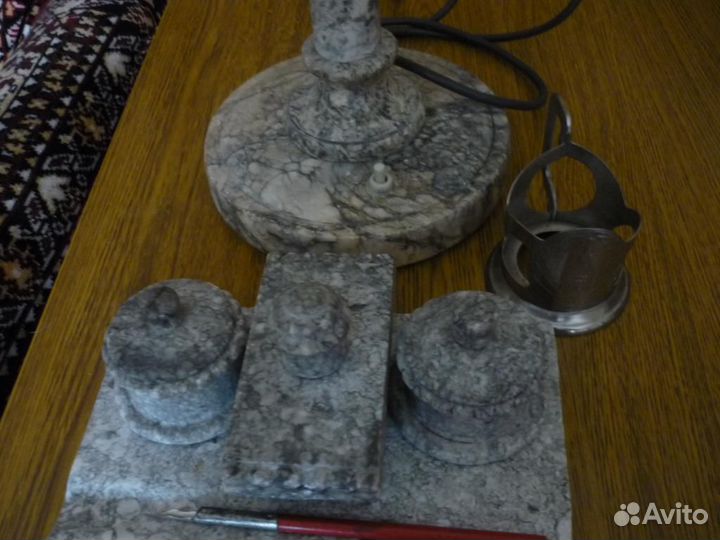 Лампа настольная