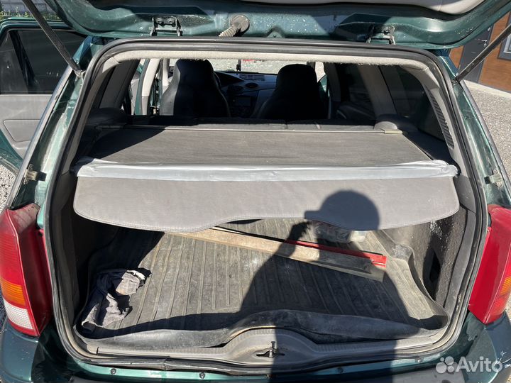 Ford Focus 2.0 AT, 2000, 150 000 км